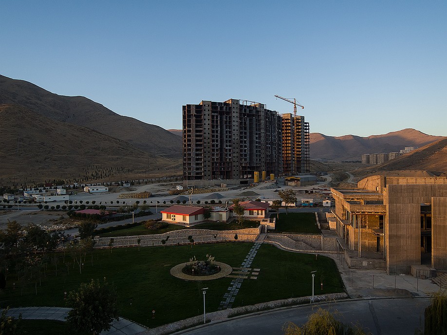 DSCN0430-Okt-13 Shahrak-e-Qods, Arak, Markazi, Iran