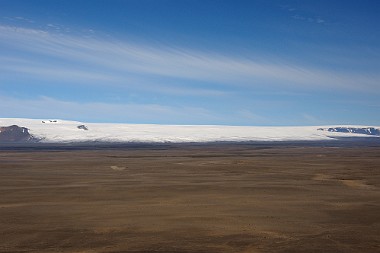 Sprengisandur (Island) Sprengisandur - sagenumwobener Teil des isländischen Hochlandes.Wir hatten Glück. So offen soll es dort selten aussehen. Aufgenommen am 11. Juli 2012: 8...